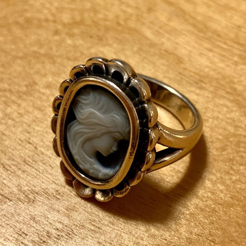 Pandora Cameo Ring